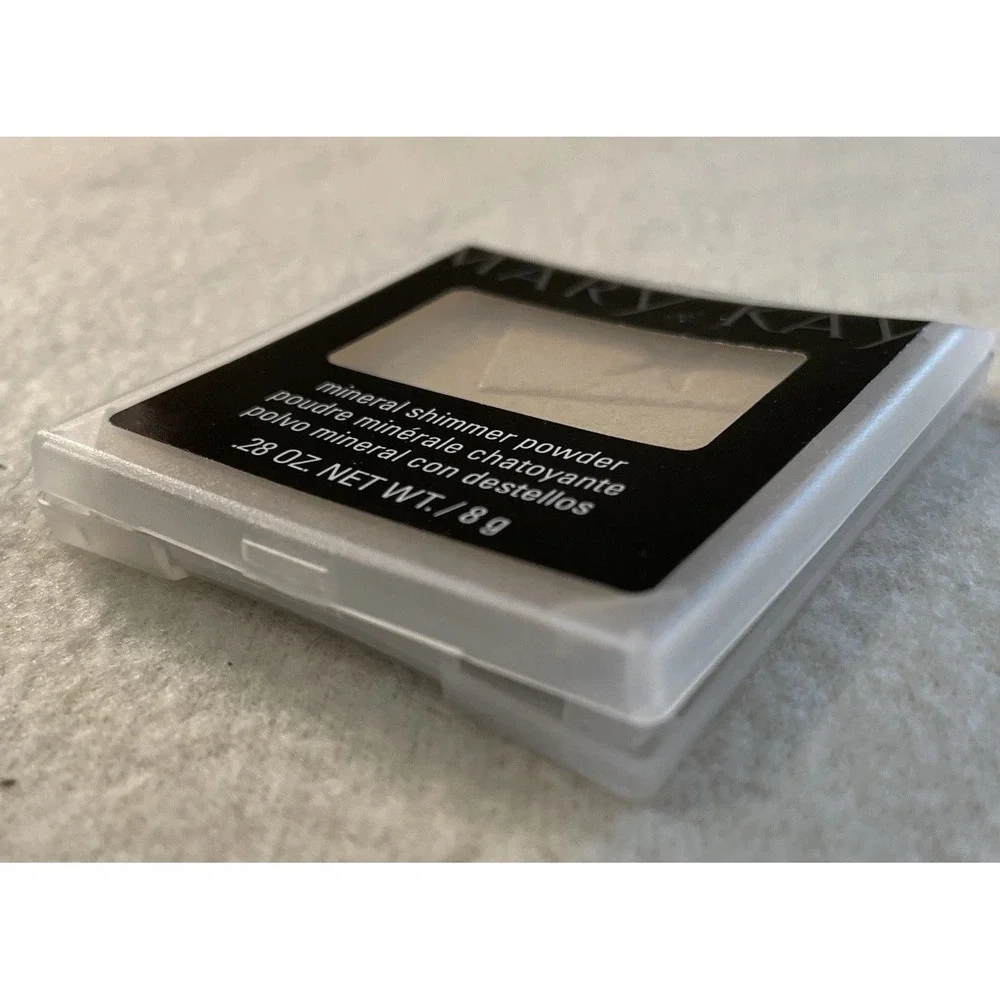 Mary Kay Canary Diamond 020422 Mineral Shimmer Powder .28 oz New